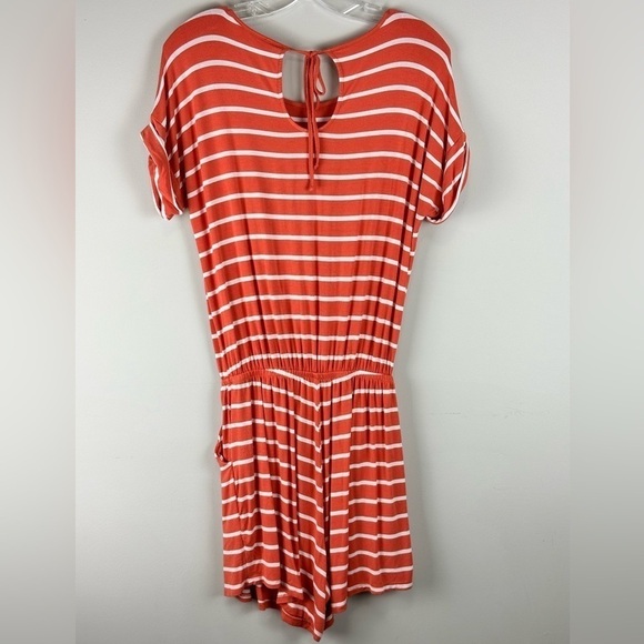 Women's Striped Romper w/ Pockets & Drawstring Front - Picture 4 of 7